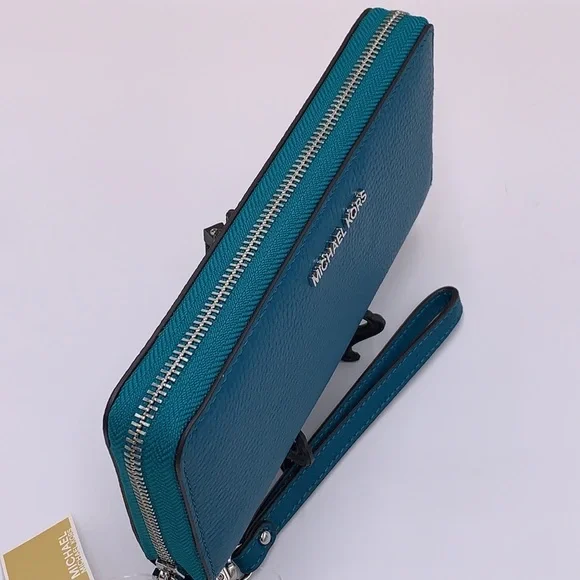 NWT MICHAEL KORS LARGE CONTINENTAL WRISTLET LAGOON COLOR NWT - Picture 9 of 15